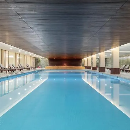 Nirvana Cosmopolitan 5*