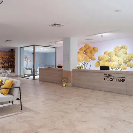 度假村 Nirvana Cosmopolitan - Convention & Sports Center 5*